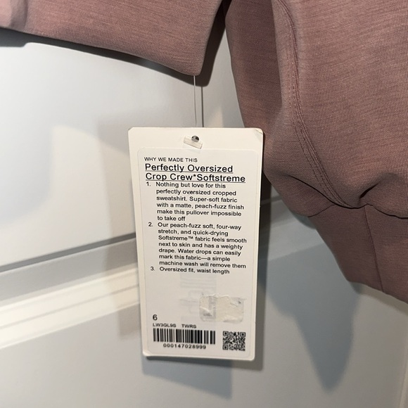 Softstreme Perfectly Oversized Cropped Crew - Picture 9 of 9